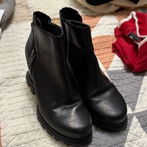 Sorel Joan Chelsea Black Ankle Booties